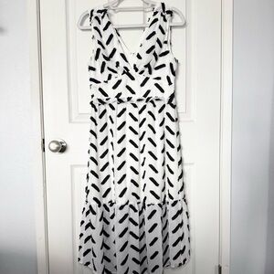 ALI & JAY Black and White Sleeveless Dress
